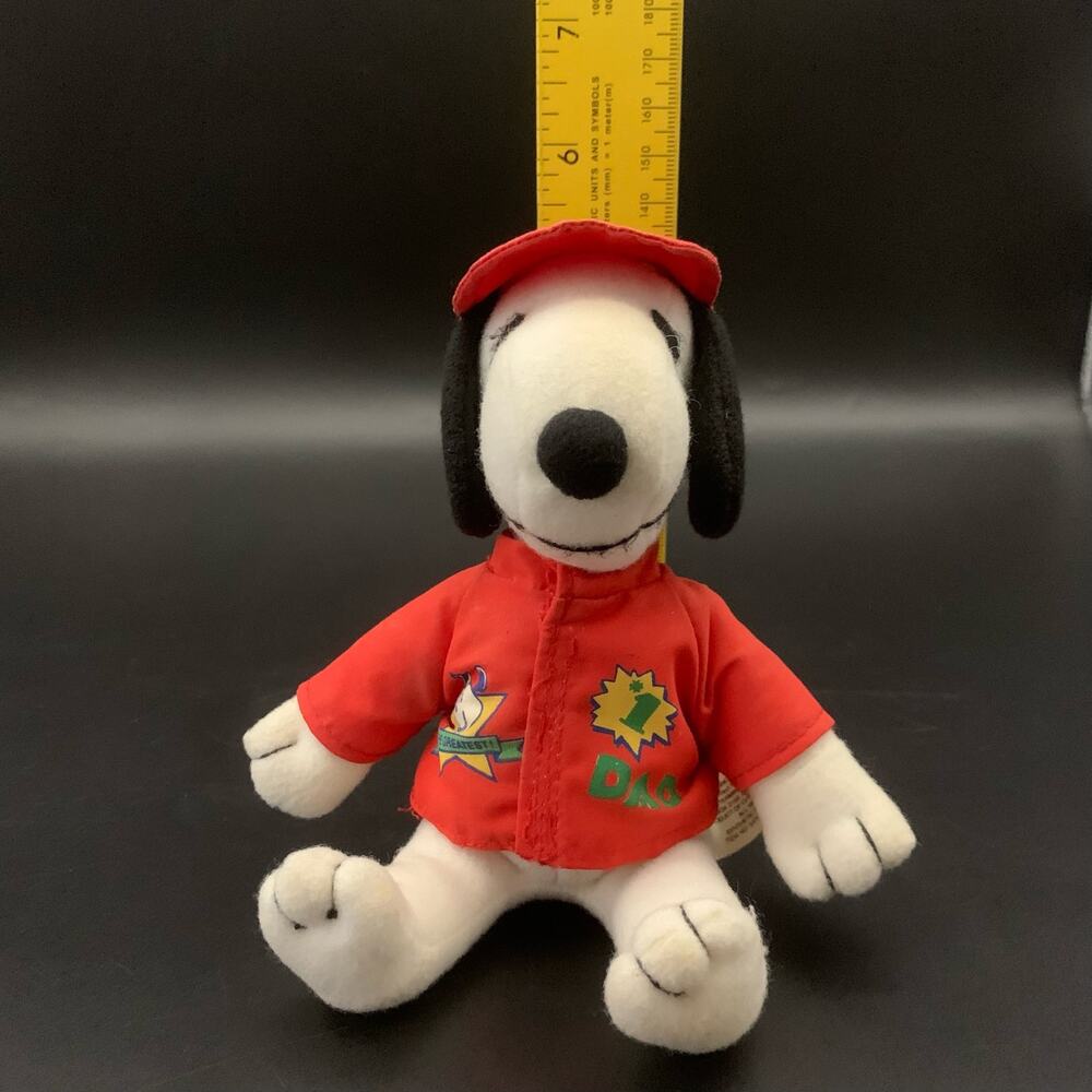 Rare 1968 Snoopy Peanuts Stuffed Plush
Item No 54190 Dad You’re A Sport - Picture 13 of 15